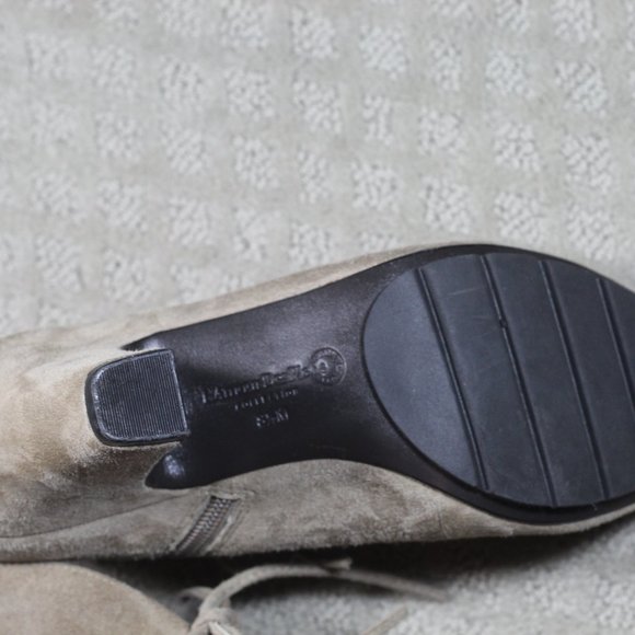 L'Amour De Pieds Collection Size 8.5M Tan Suede Leather Lace Up Ankle Booties - Picture 6 of 6